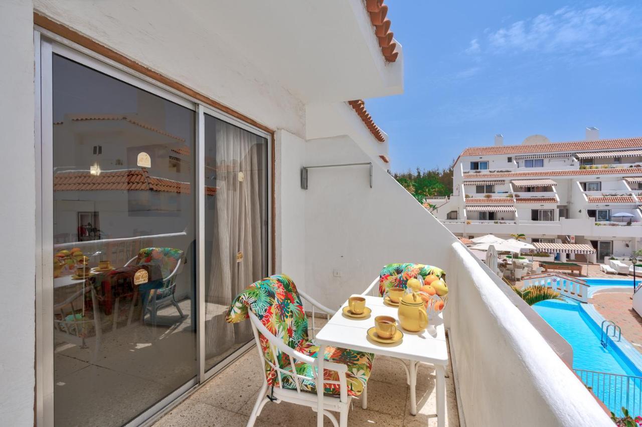 Apartment В Playa De Las Americas Екстериор снимка